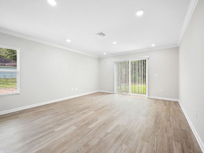 Photo - 2630 Kohn Rd