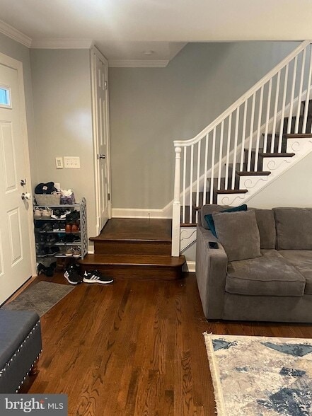 Photo - 703 Chetworth Pl