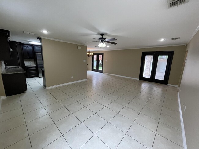 Photo - 2202 O'Kane St