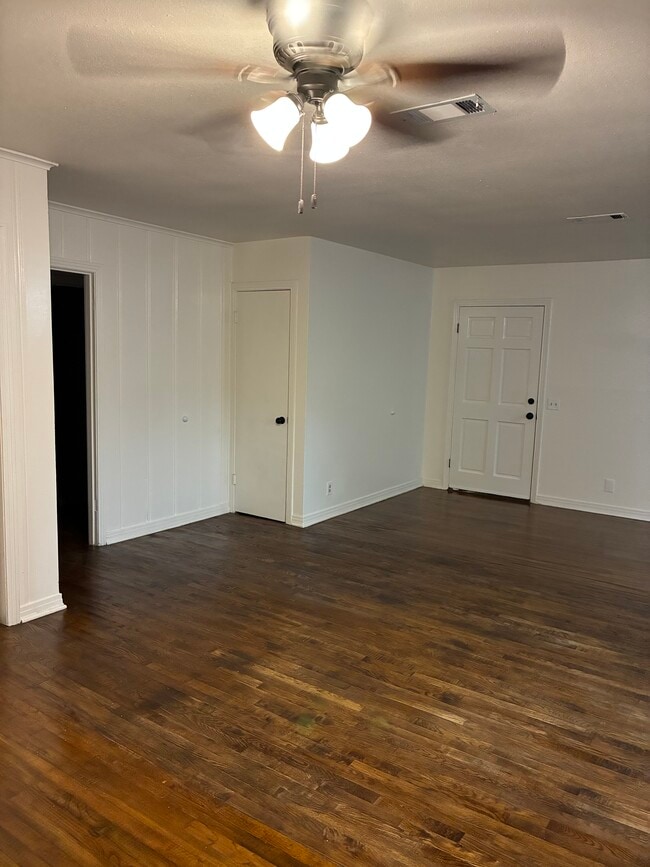 Photo - 404 Arizona Ave