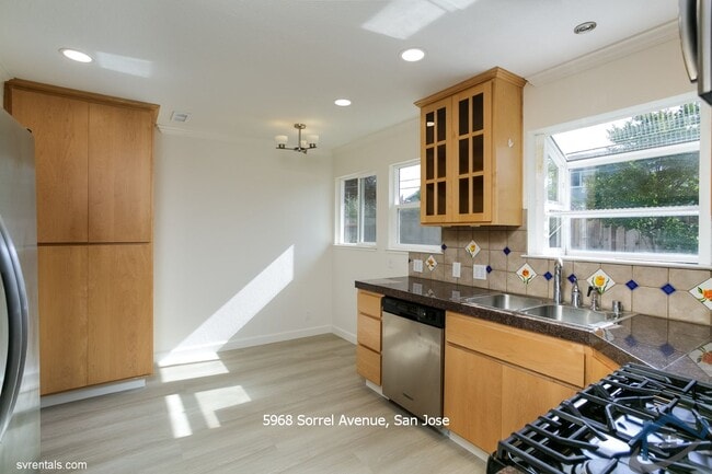 Photo - 5968 Sorrel Ave