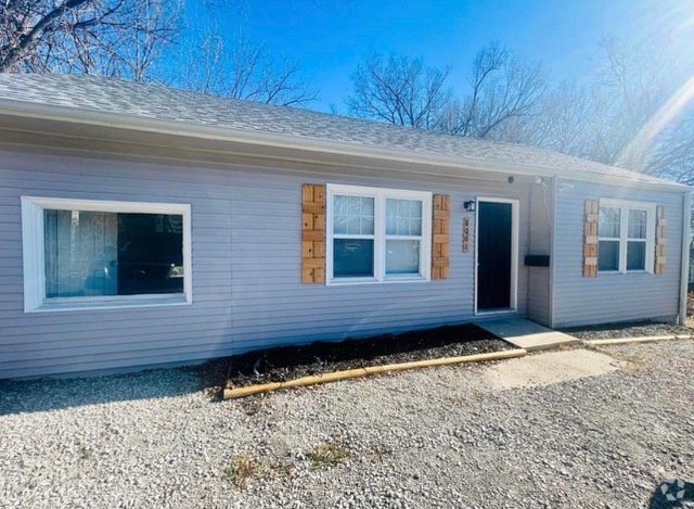 Building Photo - Charming 3 Bedroom Home in Kansas City - M...