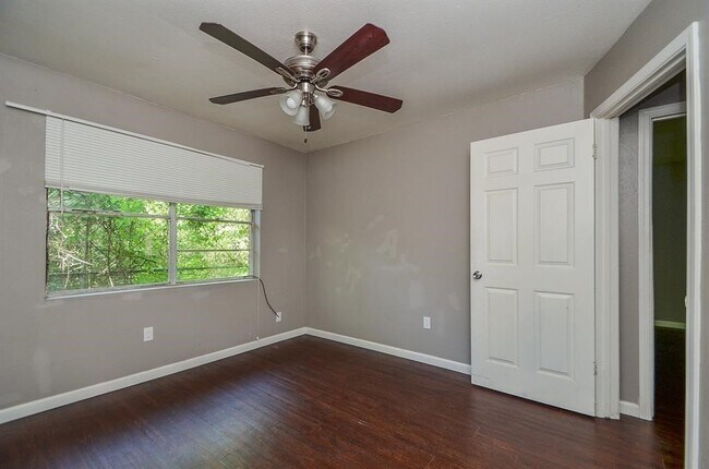 Photo - 7521 Bauman Rd