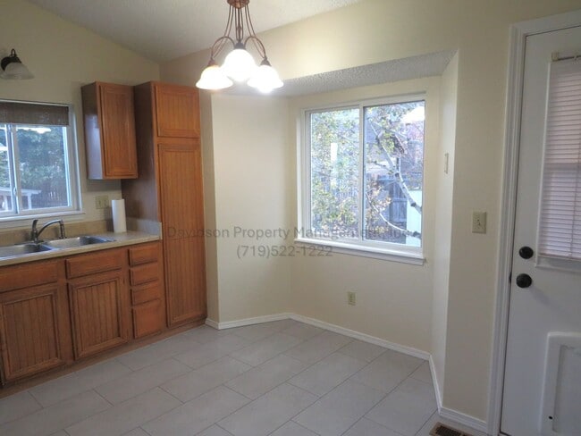 Photo - 1469 Canoe Creek Dr N