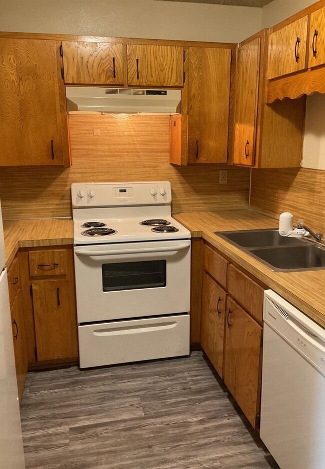 Photo - COMING SOON! Unit 2106 Wheeler Ave - B