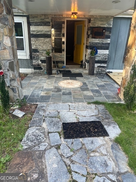 Photo - 7138 Rockland Rd House