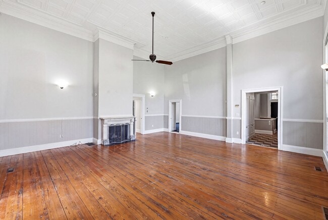 Photo - 1110 Washington St