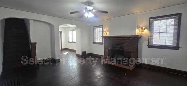 Photo - 4111 S Calhoun St