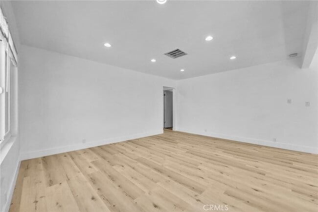 Photo - 5224 Hallowell Ave