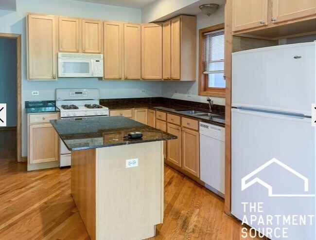 Photo - 1103 W Cornelia Ave Unit 4