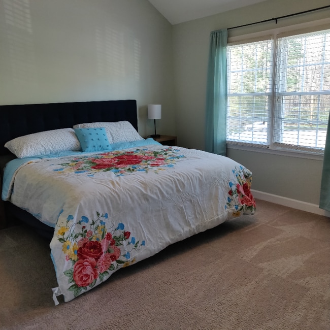 Photo - 808 St Catherines Dr