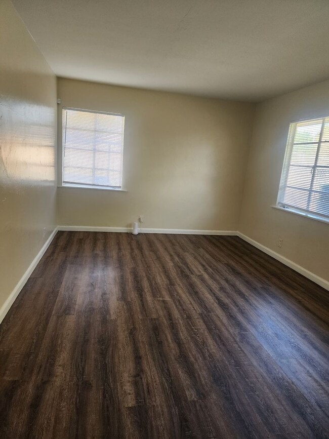 Photo - 1210 Oregon St Unit 4