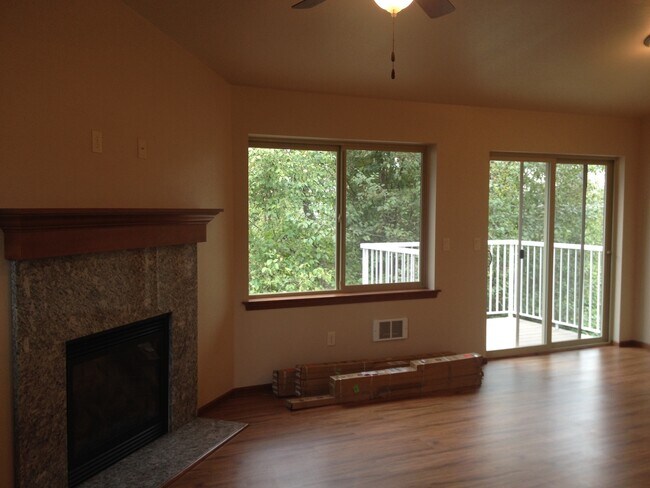 Photo - FA5751 Unidad 101