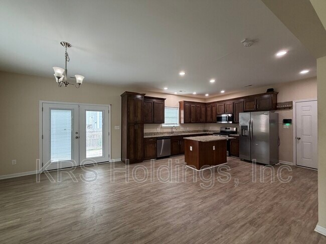 Photo - 167 Settlers Landing Rd