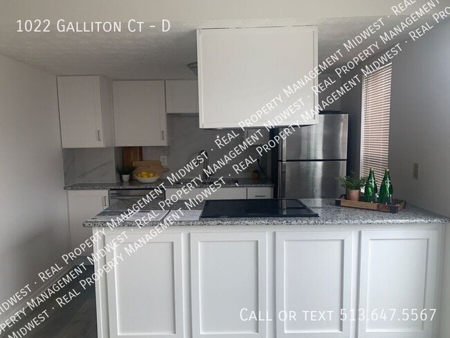 Photo - 1022 Galliton Ct