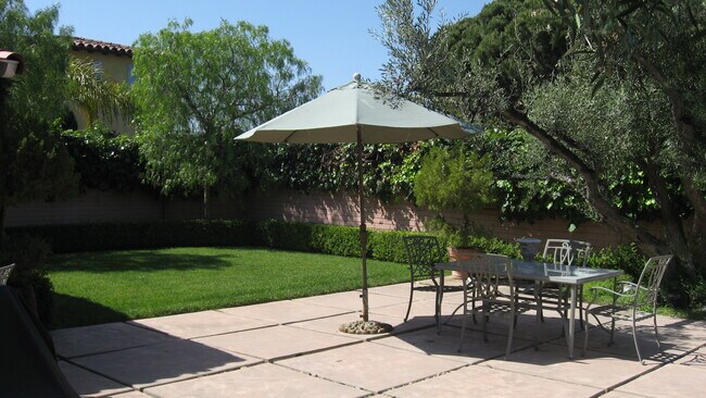 Photo - 131 Via Genoa