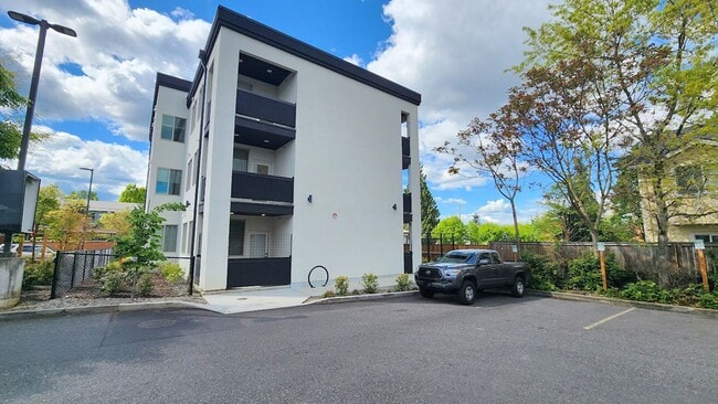 Photo - 7530 N Richmond Ave Unidad 201