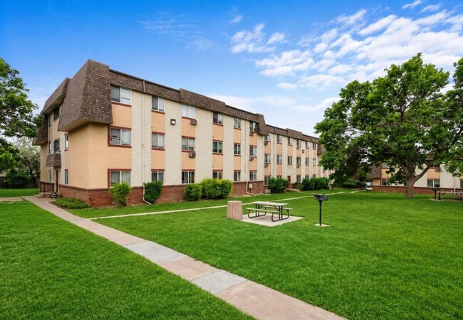 Building Photo - 707 W 96th Ave Unit 22