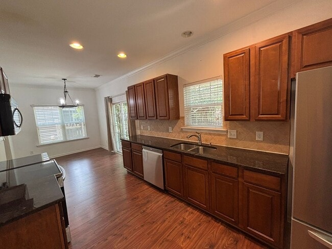 Photo - 218 Northwood St