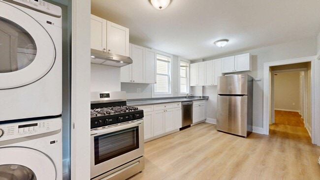 Photo - 205 Chelsea St Unidad 3