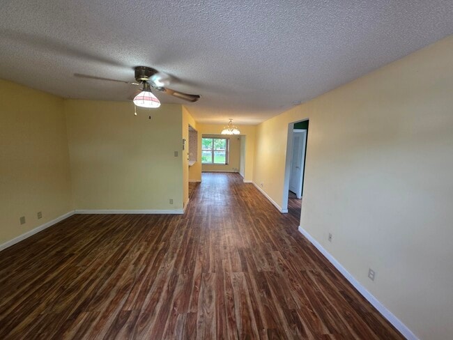 Photo - 7195 NW 9th Ct