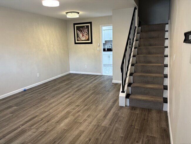 Photo - 7 Arch St Unit 1