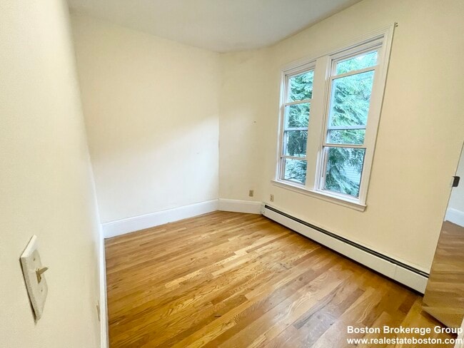 Photo - 16 Greenwich Park Unit 1