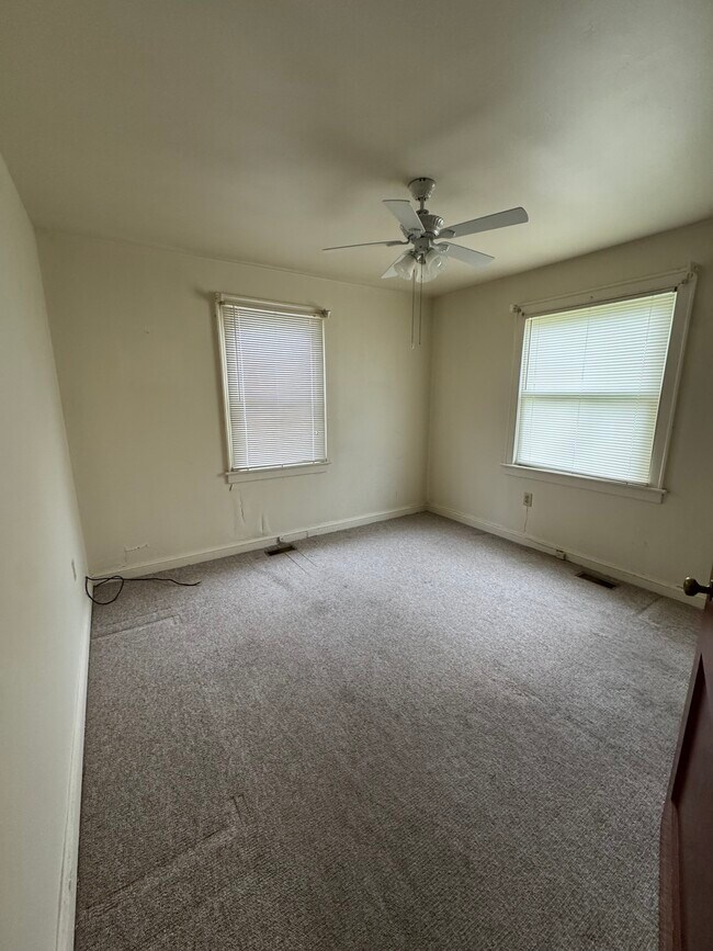 Photo - 156 Spring St
