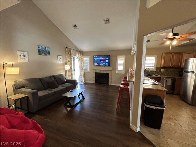 Photo - 267 Westwind Rd