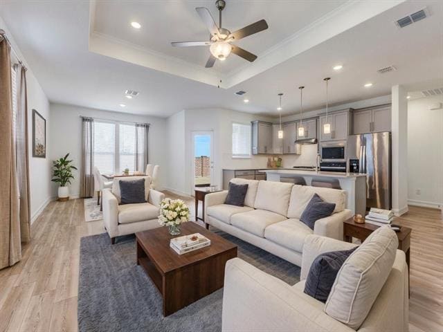 Photo - 835 Garner Dr