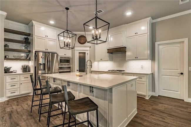 Photo - 2816 Oak Hill Ave