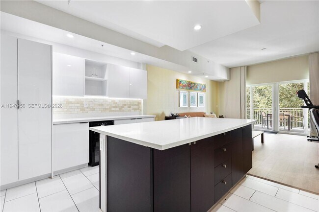 Photo - 5300 NW 87th Ave