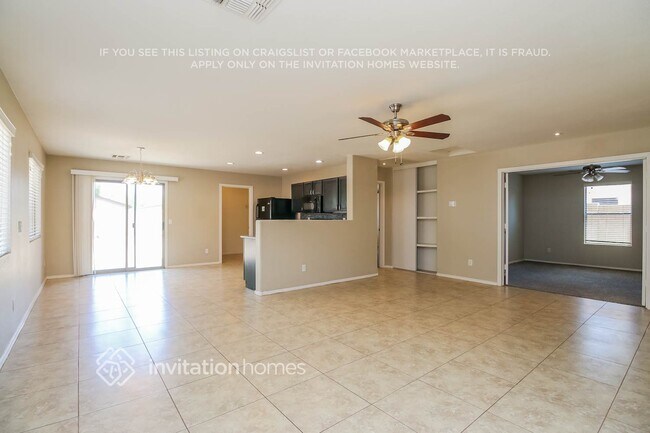 Photo - 1102 E Dust Devil Dr