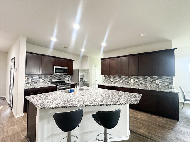 Photo - 1807 Brady Shores Dr