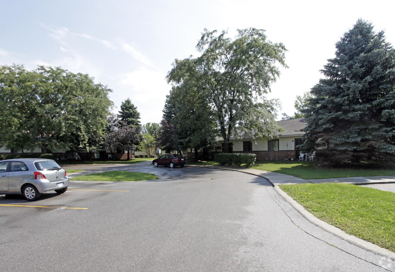 Photo - Harbour Oaks