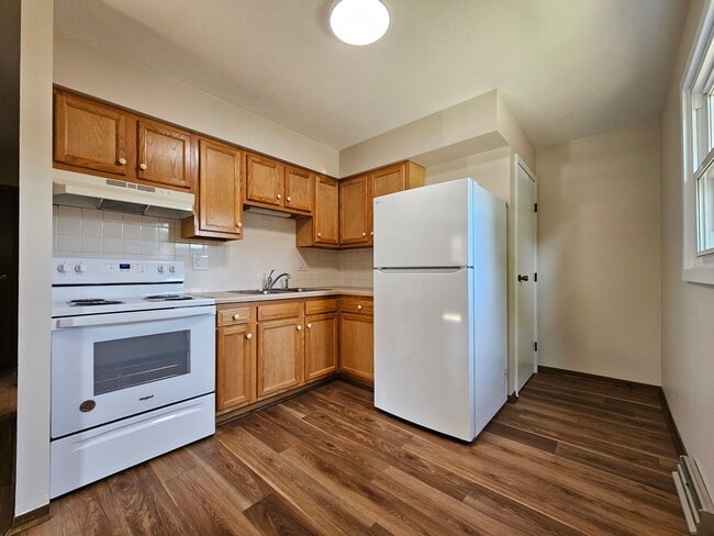 Photo - 344 S Taylor St