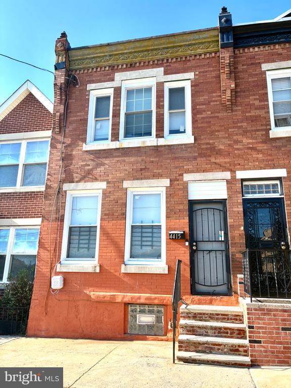 Building Photo - 4415 Brown St Rental