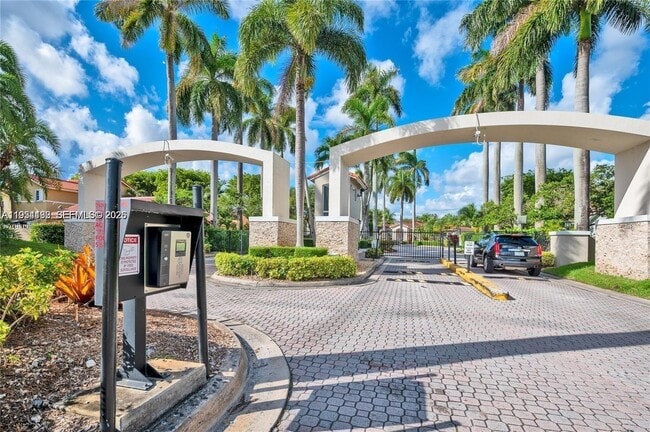 Building Photo - 13934 SW 102nd Ln