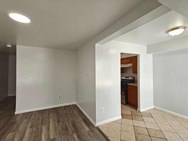 Photo - 4891 Stenton Ave