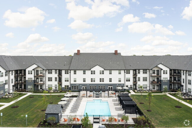 Building Photo - The Carlyle at Chatham Hills Rental