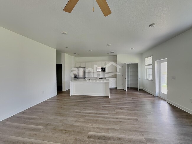 Photo - 16421 Cheyanne Ct