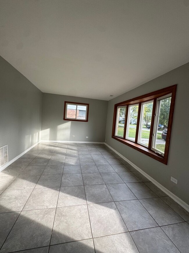 Photo - 2 Bedroom Ranch Home now available in Calu...