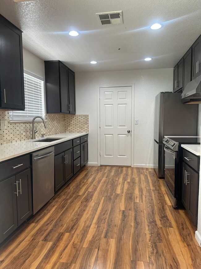 Photo - Beautiful Single Story Home Ready To Be Ca...