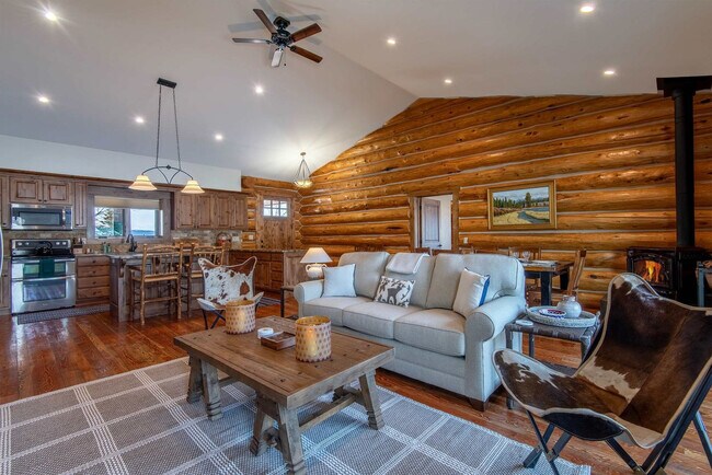 Photo - 1330 Larsen Ln Unit ID1466388P