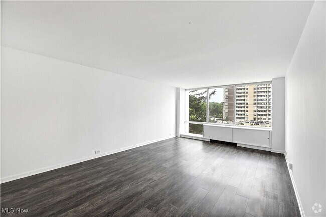 Building Photo - 12700 Lake Ave Unit 608 Rental