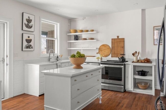 Photo - 7 McKinstry Pl