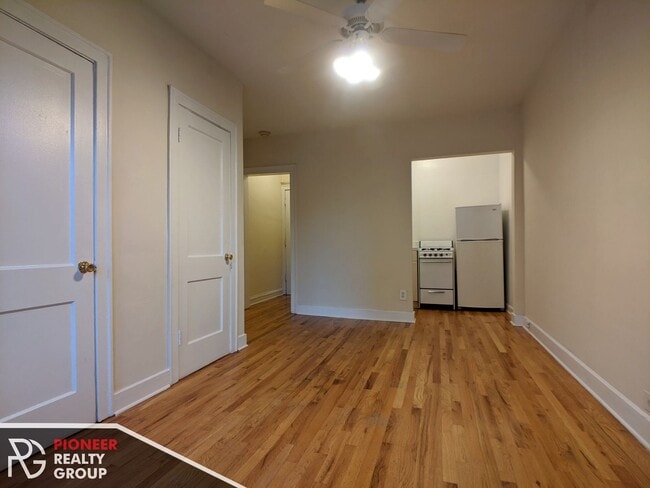 Photo - 546 W Wellington Ave Unidad #540-307