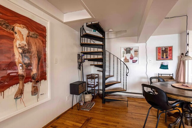 Photo - 3 Middle Battery Rd Unit SI FL2-ID1438827P