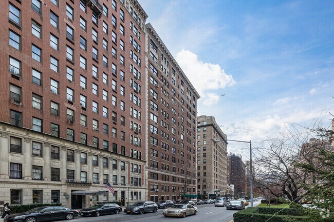 Photo - 1165 Park Ave