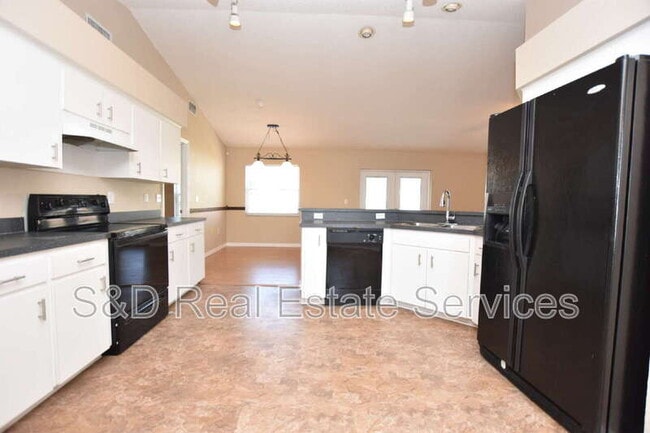 Photo - 2830 Hickory Ridge Dr